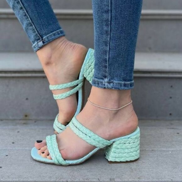 BRAND NEW RAFFIA STRAPPY WOMEN"S SANDAL - Picture 1 of 14